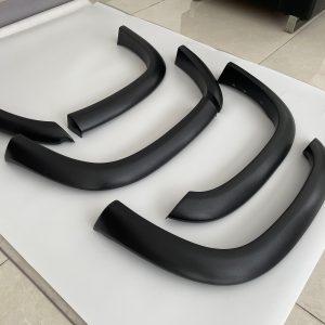 FENDER FLARES FITS TOYOTA HILUX 1988-2005 FRONT ONLY