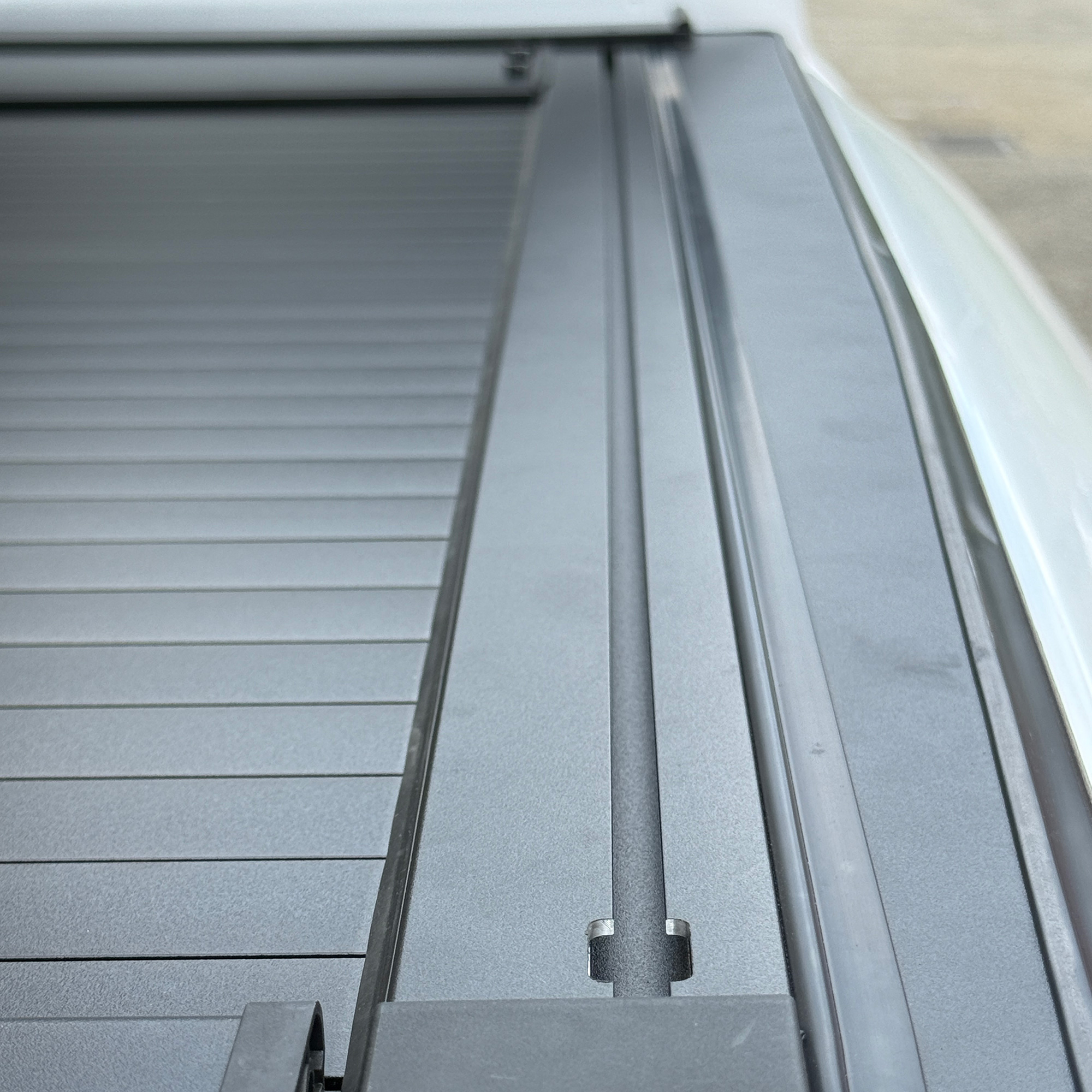 TRACHO SIGNATURE Manual Roller Shutter for BYD Shark 6 2022–2026